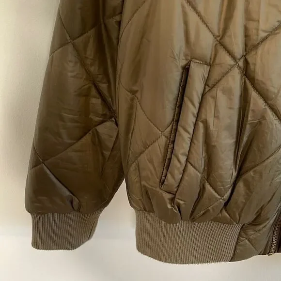 Treasure & Bond Army Green Quilted Coat - Picture 5 of 5